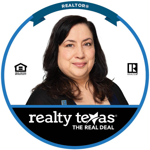 Real Estate Agent; Anna Antunez, REALTOR®