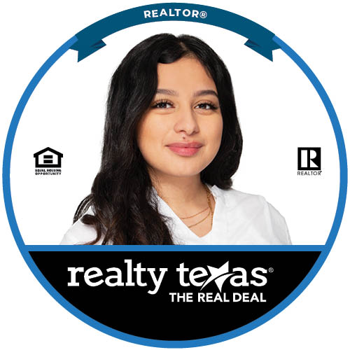 Austin Metro Agent Diana Santos  REALTOR® with Realty Texas.