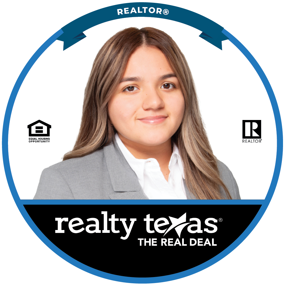 Dulce Flores - Real Estate Agent