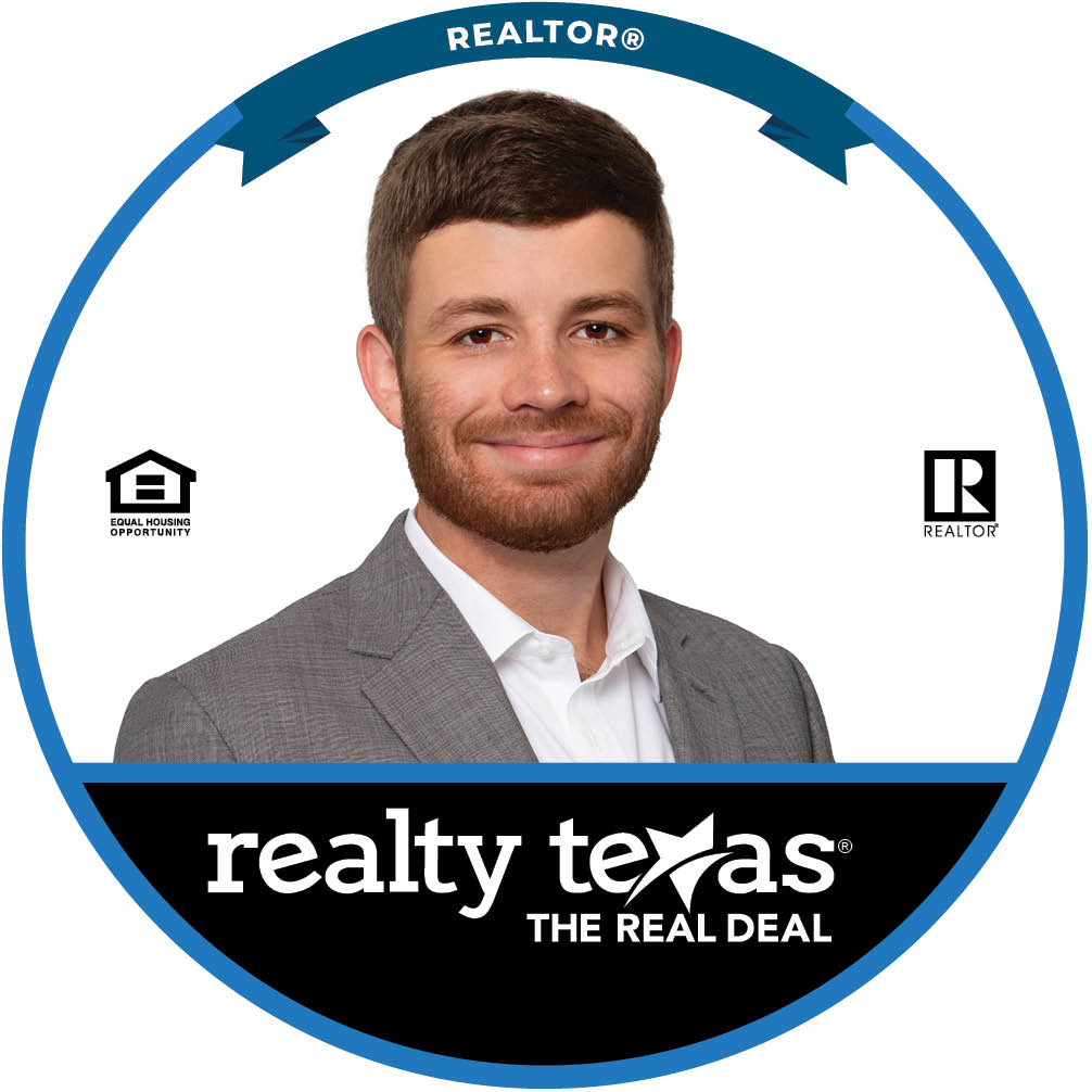 Dallas–Fort Worth Metro Agent Hayden Taylor  REALTOR® with Realty Texas.