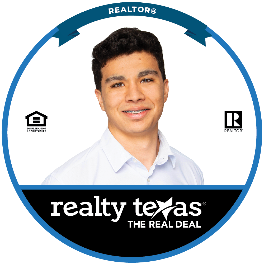 Hector Aguilar - Real Estate Agent