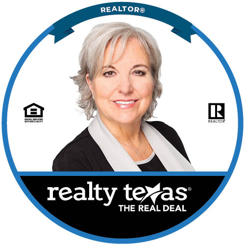 Image of Real Estate Agent Jackie Uecker with Realty Texas