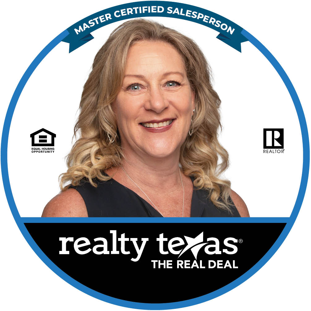 Austin Metro Agent Kimberly Vanderbilt  REALTOR® with Realty Texas.