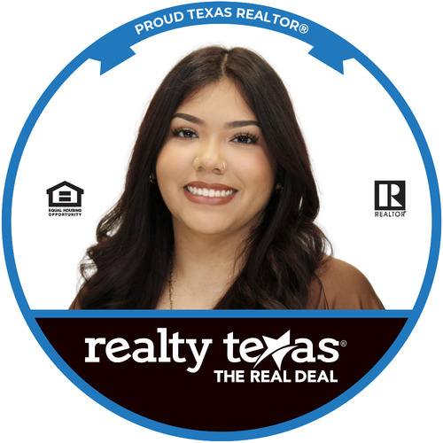 Austin Metro Agent Lizbeth Guillen Ramos  REALTOR® with Realty Texas.