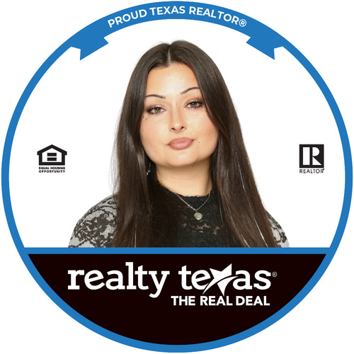 Austin Metro Agent Lorena Beam  REALTOR® with Realty Texas.