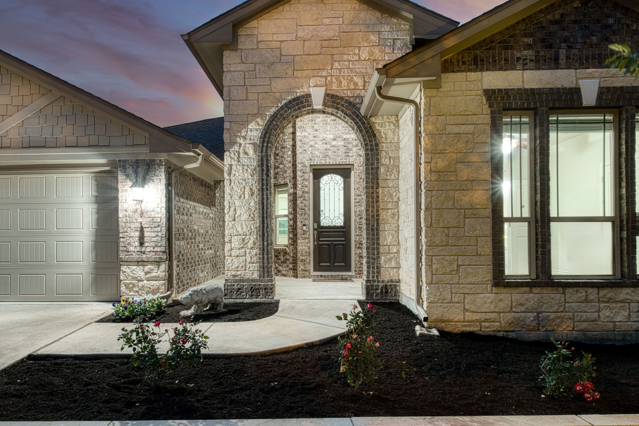 Explore Hutto's Booming Real Estate Market: Affordable Homes in a Growing Texas Community Blog Image Banner