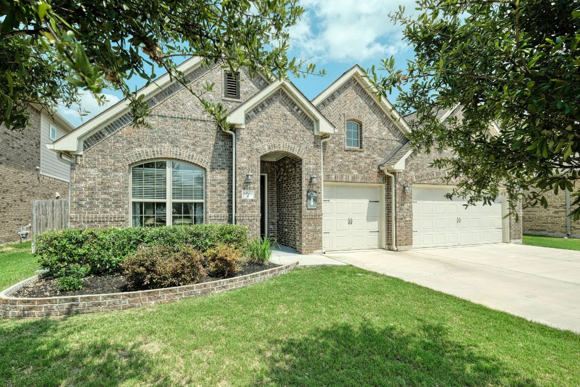 Unlock the Lasting Benefits of Homeownership: Why Buying a Home is a Gift to Yourself Blog Image Banner