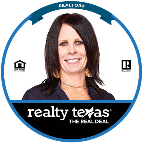 Houston Metro Agent Tara Brown  REALTOR® with Realty Texas.