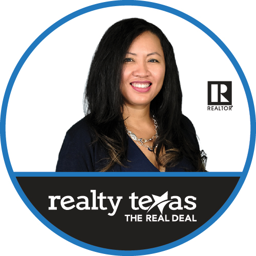 Image of Real Estate Agent Veronica Petterson with Realty Texas